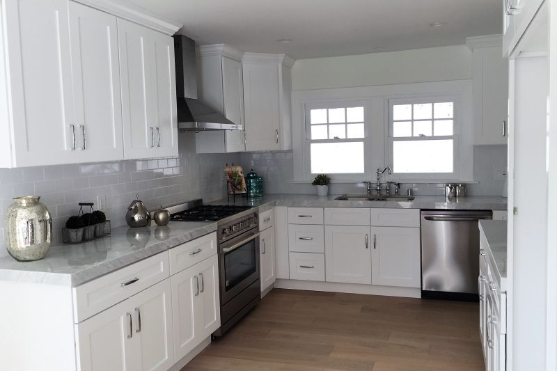 Kitchen Molding Installation in Kansas City, KS